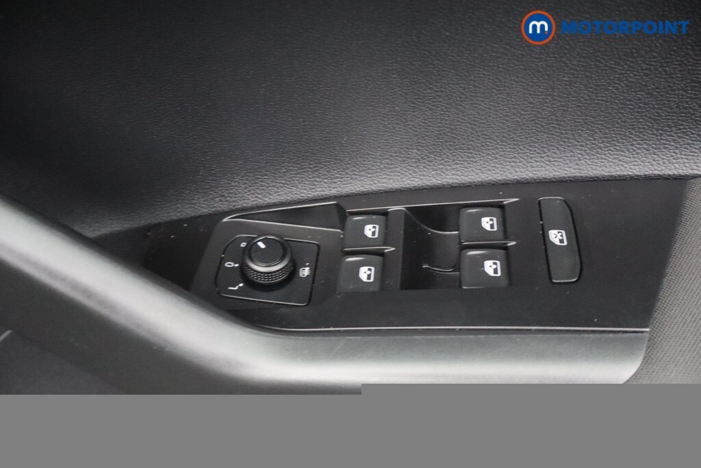 Volkswagen Polo Hatchback 1.0 Tsi Se 201969 Black #14