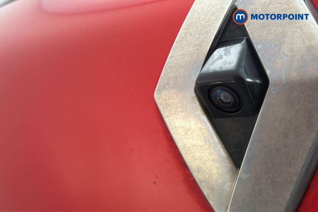 Renault Captur Hatchback Iconic Red #25