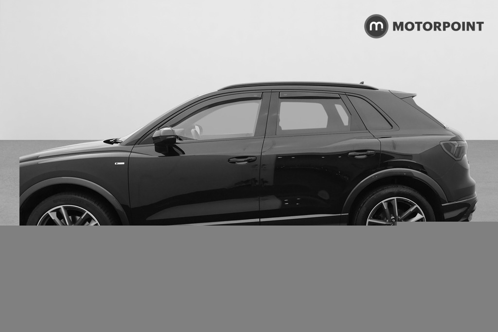 Audi Q3 35 Tfsi Black Edition S Tronic Black #4