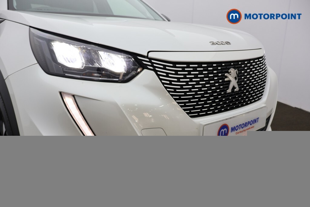 Peugeot e-2008 Gt Black #32