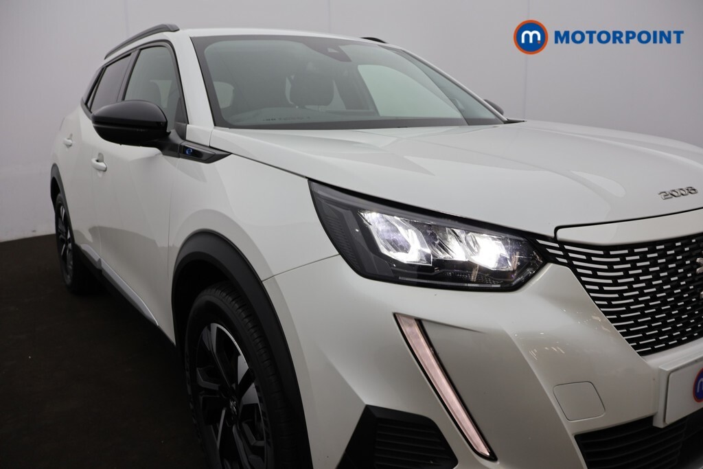 Peugeot e-2008 Gt Black #33