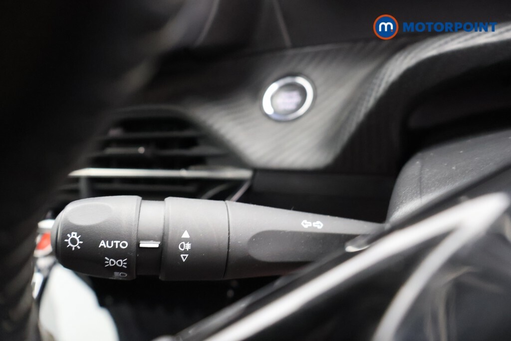 Peugeot e-2008 Gt Black #10