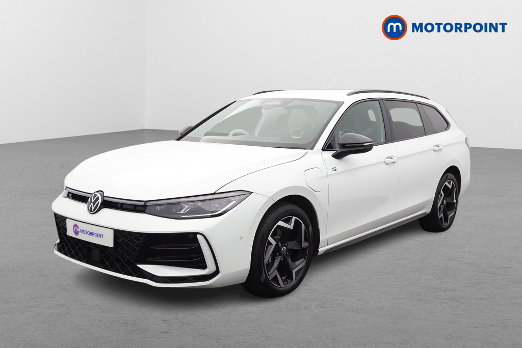 Volkswagen Passat 1.5 Tsi Ehybrid R-line Dsg White #3
