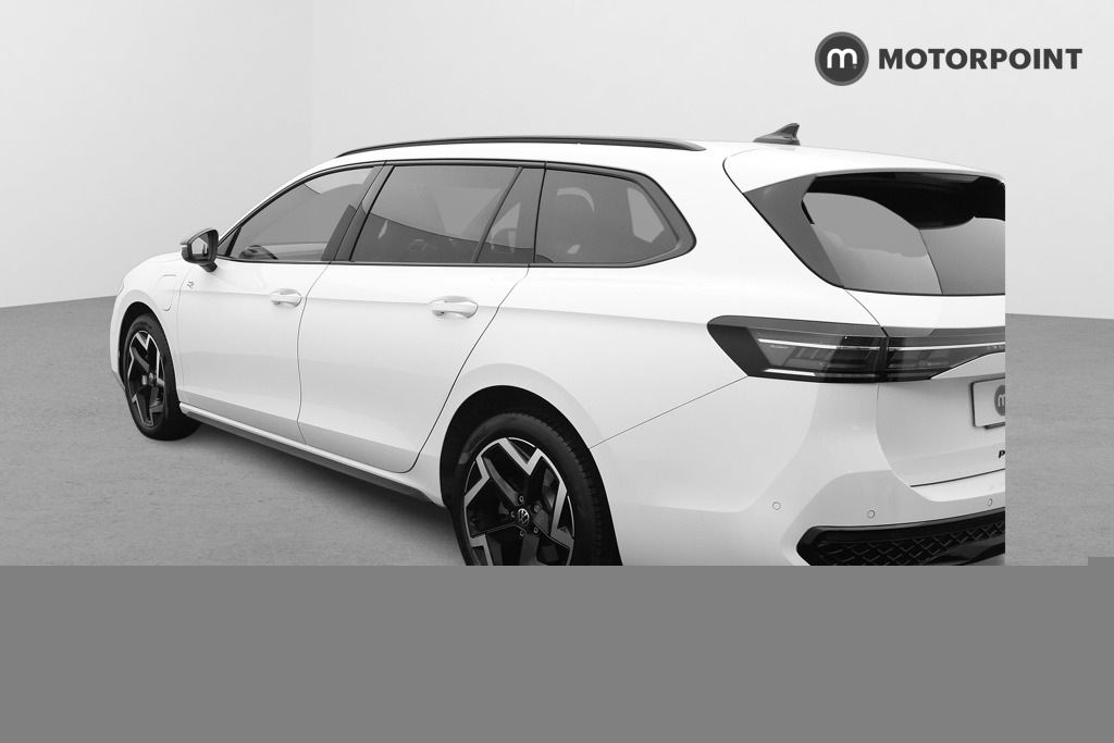 Volkswagen Passat 1.5 Tsi Ehybrid R-line Dsg White #5