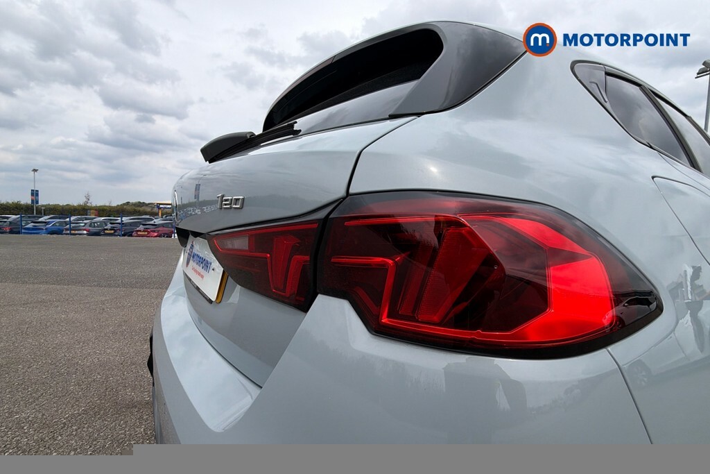 BMW 1 Series 128Ti Step Pro Pack White #24