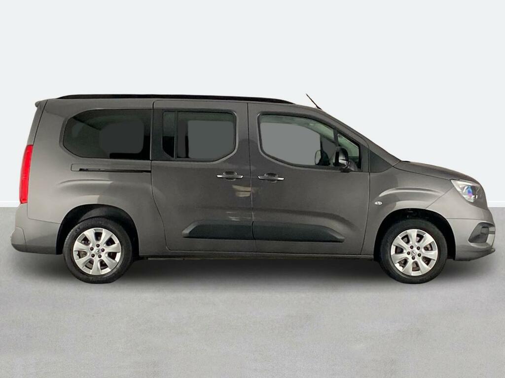 Vauxhall Combo-e Life 100Kw Design XL 50Kwh 7 Seat Grey #2