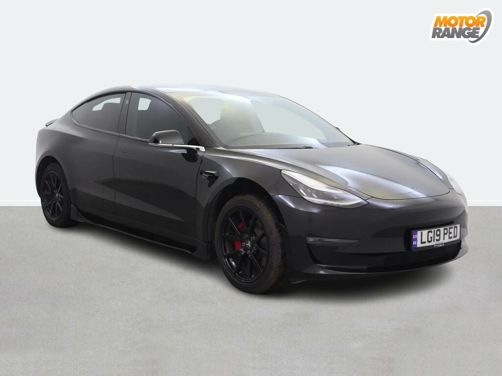 Tesla Model 3 Standard Plus Black