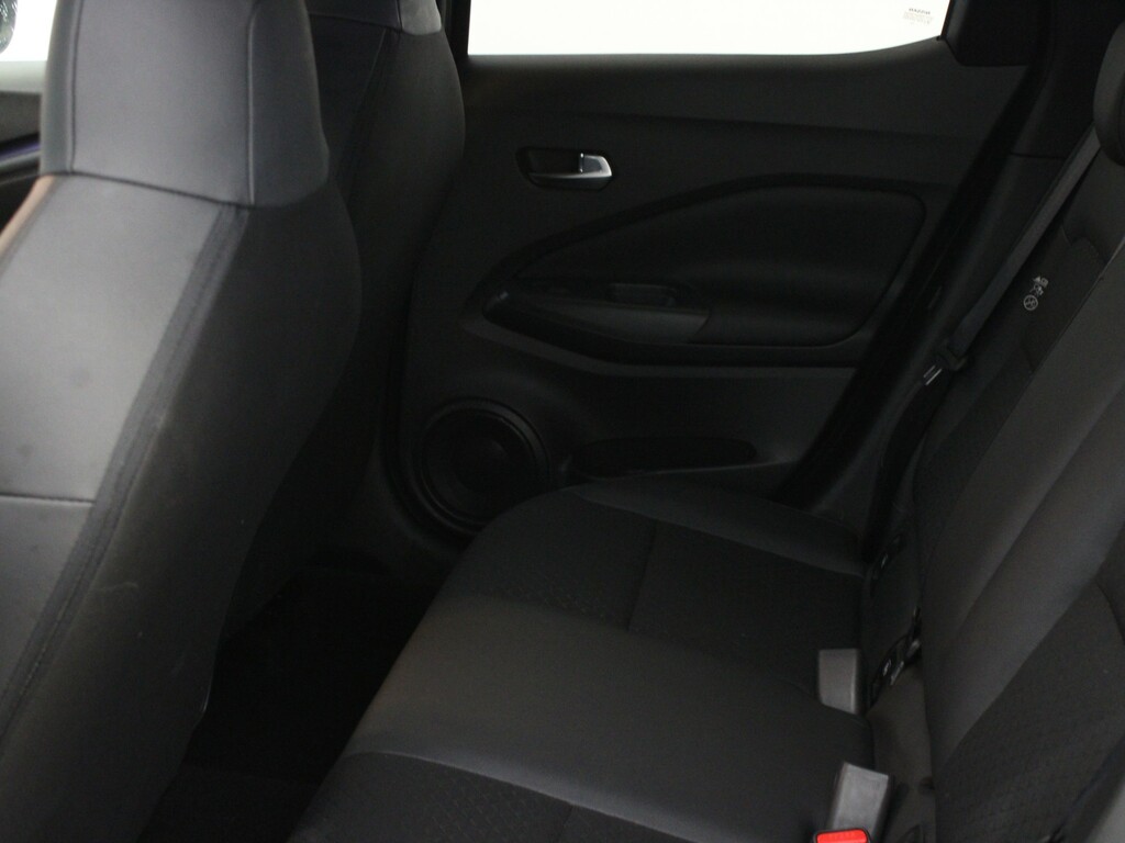 Nissan Juke Tekna Red #10