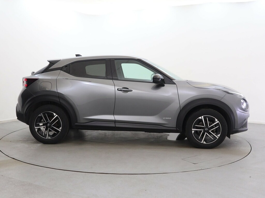Nissan Juke Tekna Red #8