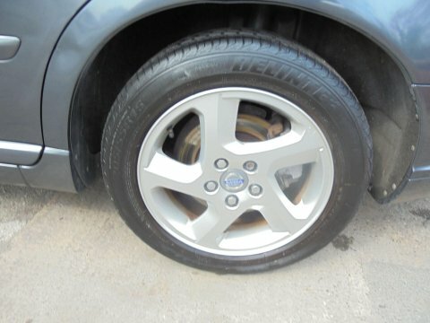 Volvo S40 Saloon Silver #15