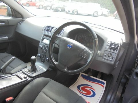 Volvo S40 Saloon Silver #7