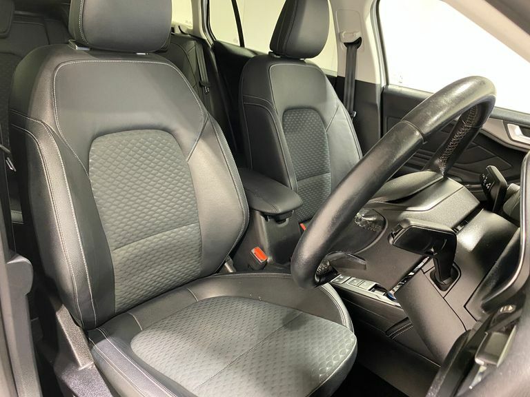 Ford Focus 1.0 Turbo Ecoboost 125Ps Titanium X White #2