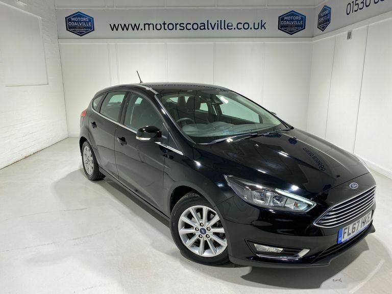 Ford Focus 1.0 Turbo Ecoboost 125Ps 6 Spd Titanium 5Dr. Black