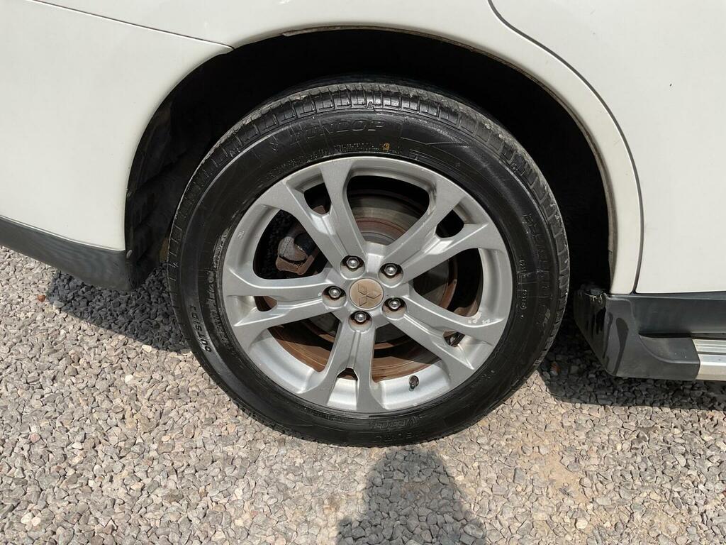 Mitsubishi Outlander Suv Orange #25