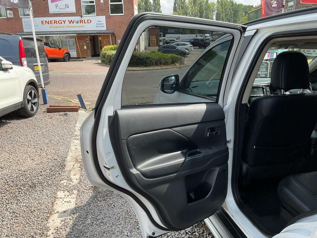 Mitsubishi Outlander Suv Orange #10
