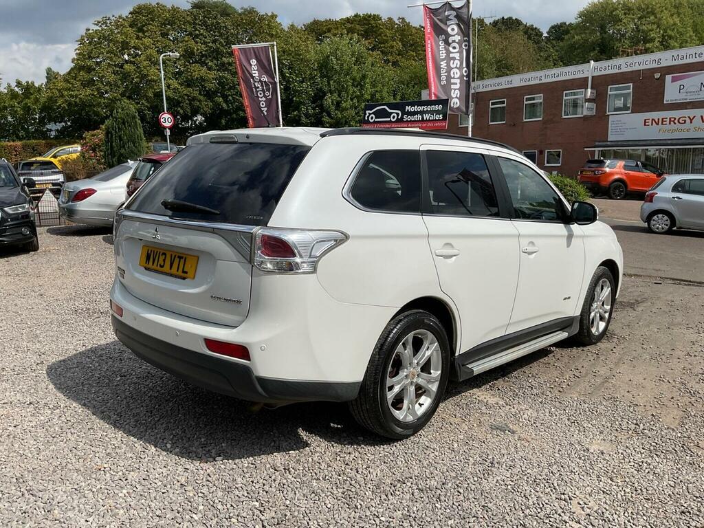 Mitsubishi Outlander 2.2 Di-d Gx5 4Wd Euro 5 S S White #4
