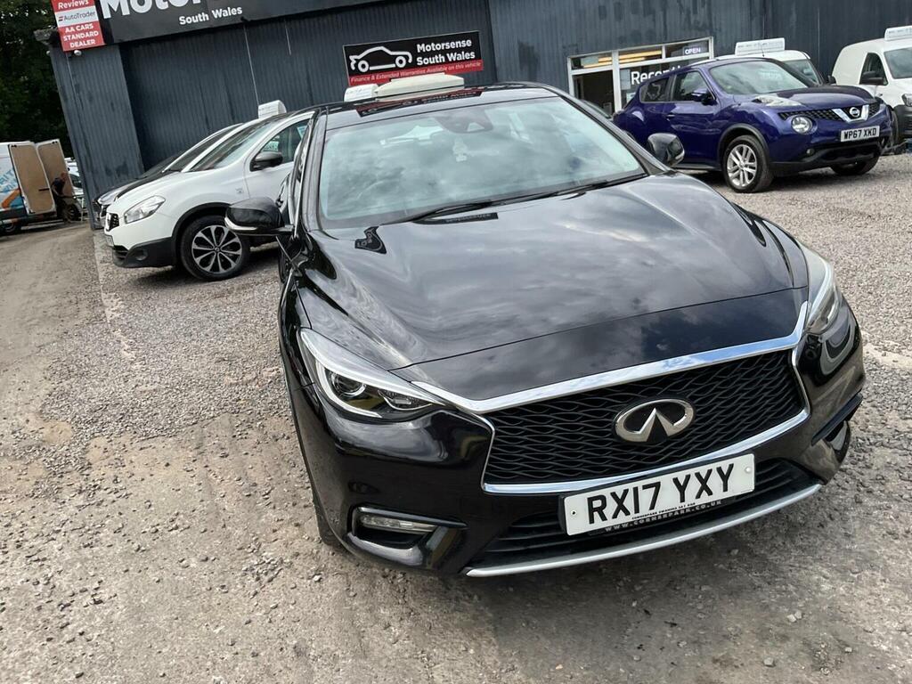 Infiniti Q30 Hatchback Black #47
