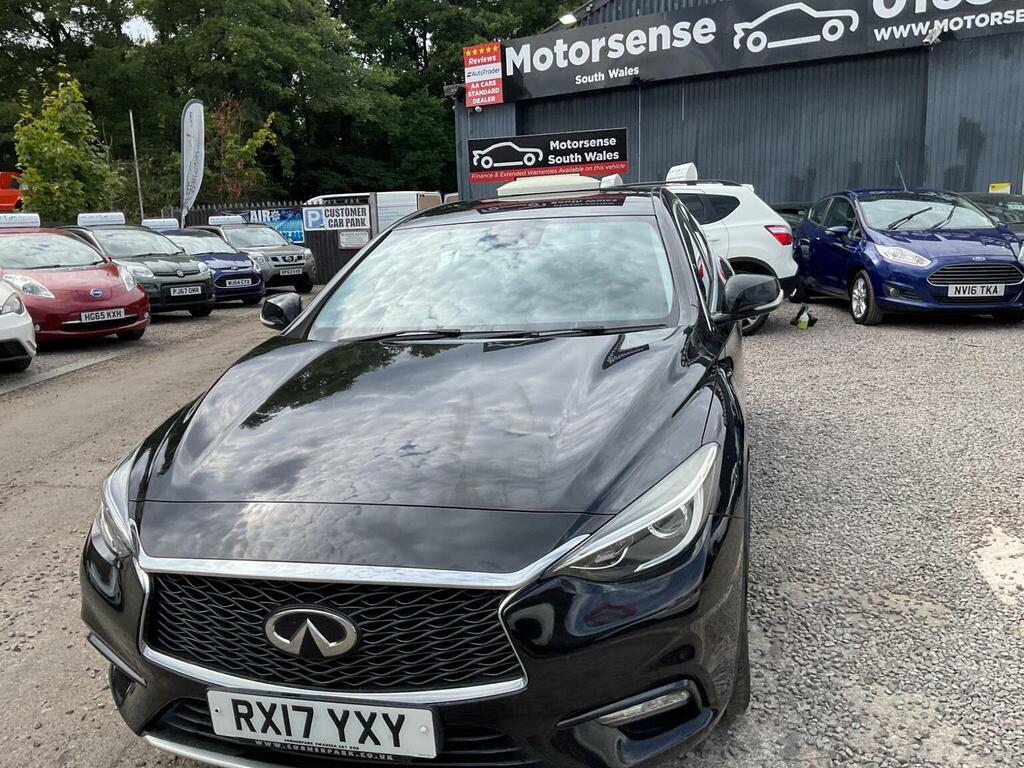 Infiniti Q30 Hatchback Black #44