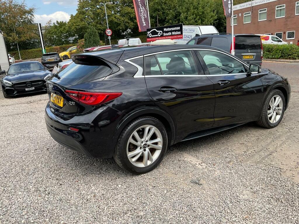 Infiniti Q30 Hatchback Black #81