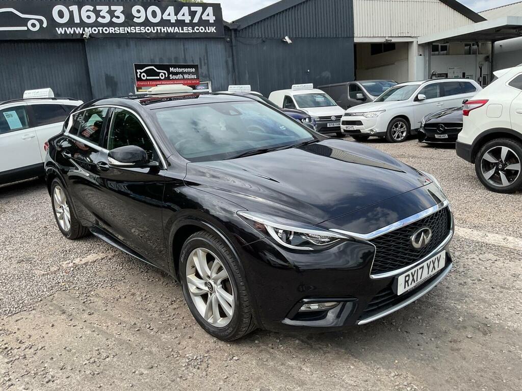 Infiniti Q30 Hatchback Black #51