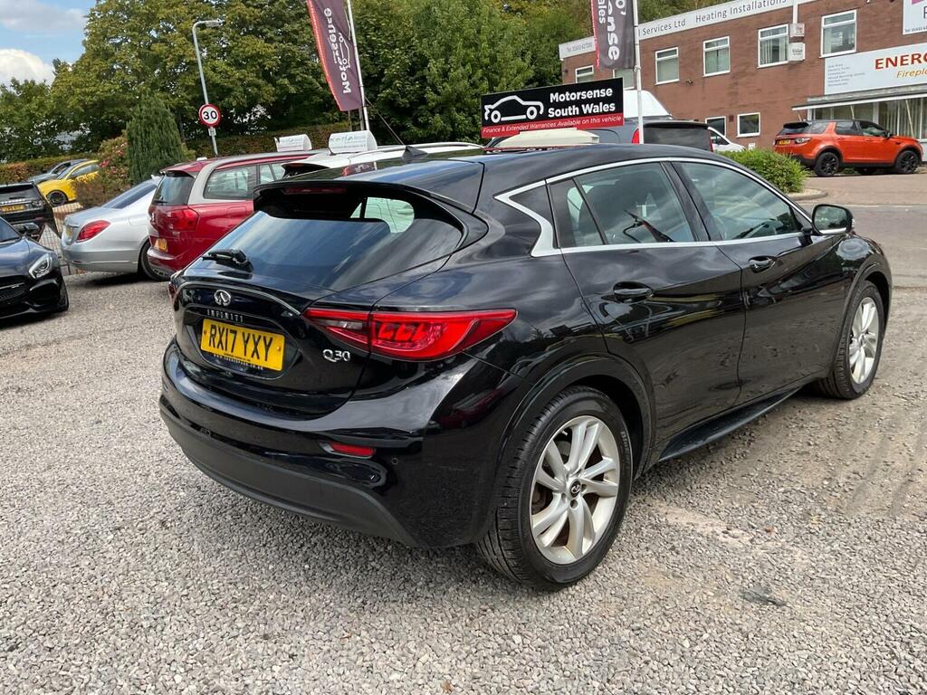 Infiniti Q30 Hatchback Black #86