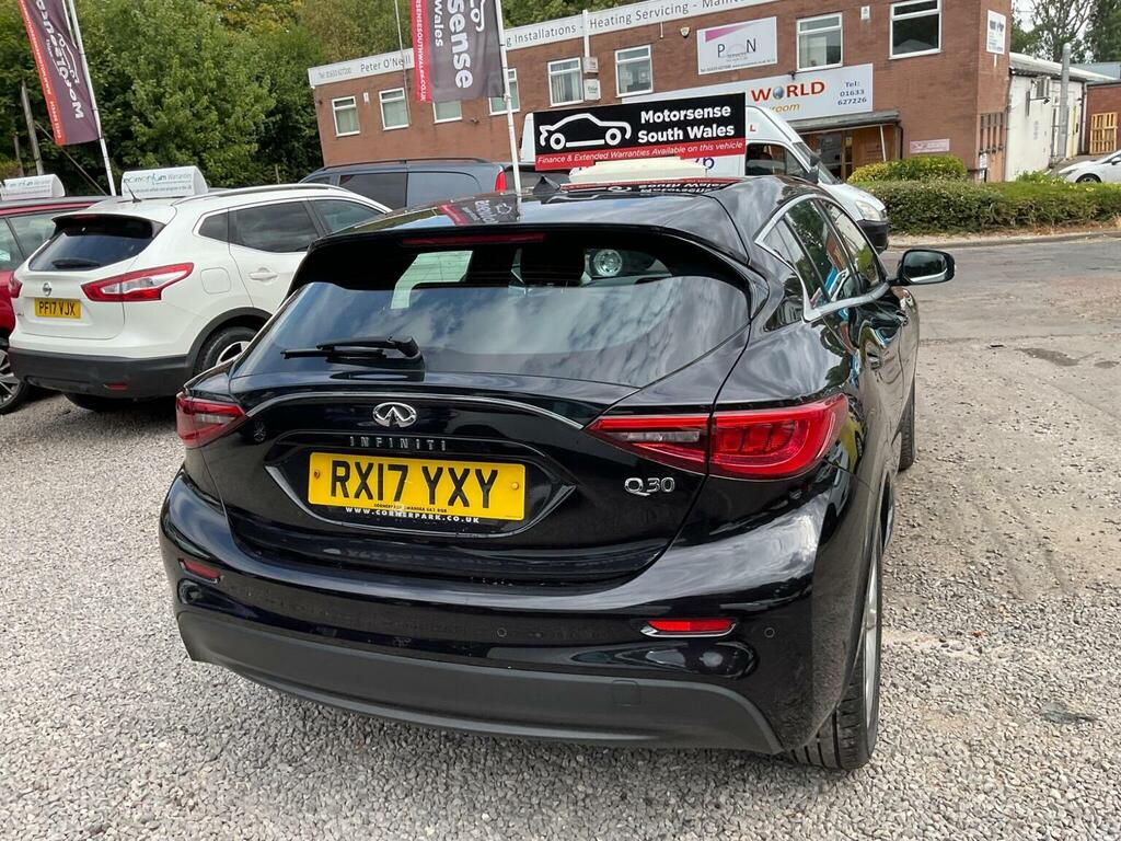 Infiniti Q30 Hatchback Black #88