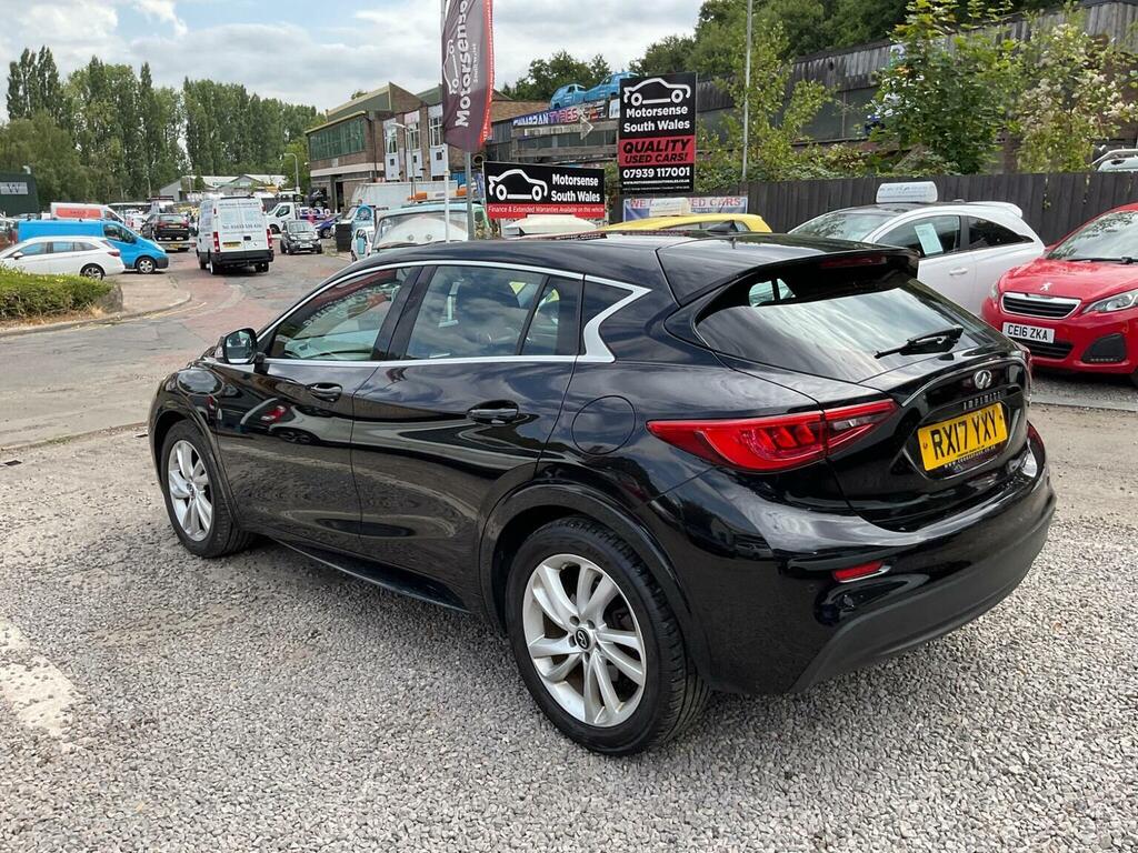 Infiniti Q30 Hatchback Black #96