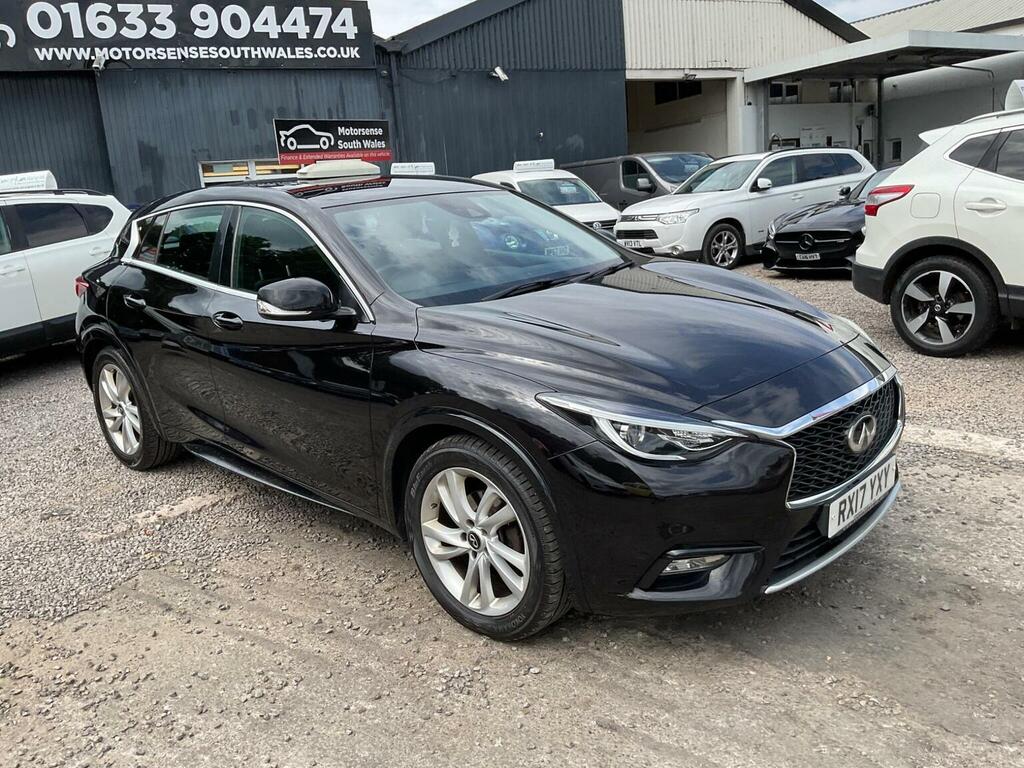 Infiniti Q30 Hatchback Black #59