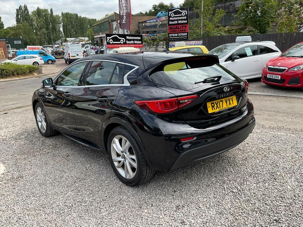 Infiniti Q30 Hatchback Black #93