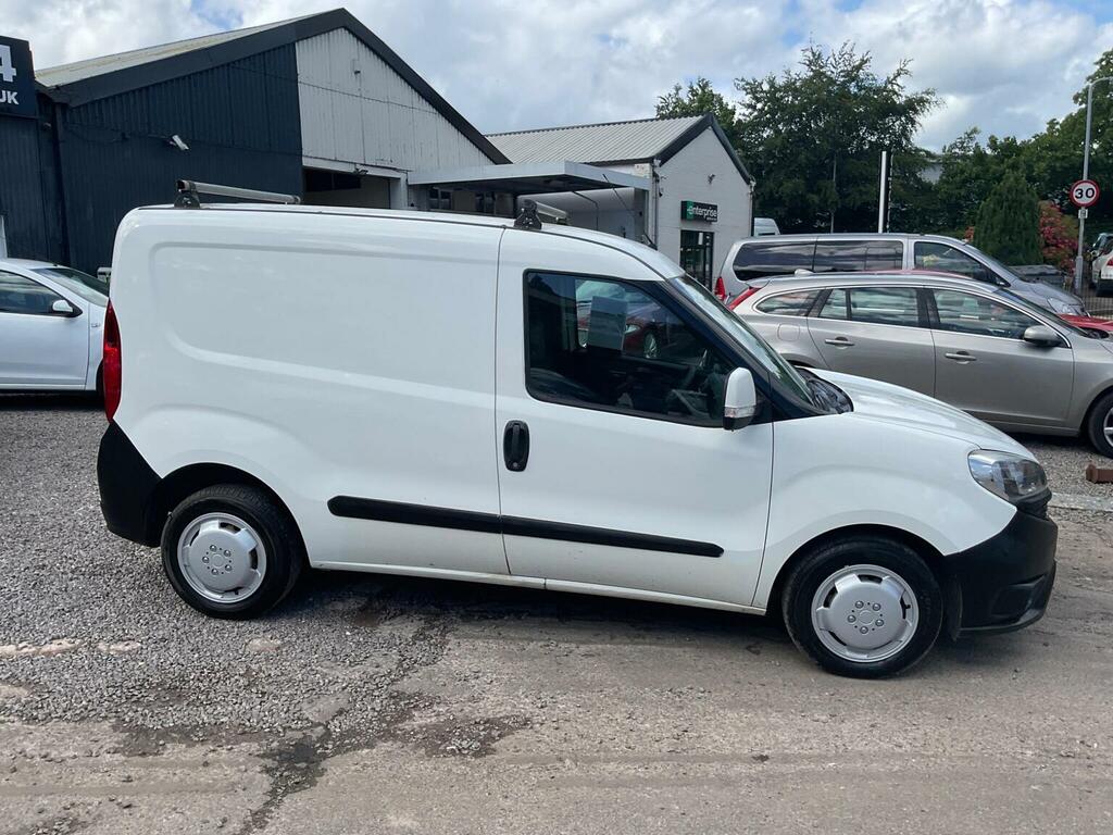 Fiat Doblo Mobility 1.4 Easy Blue #45