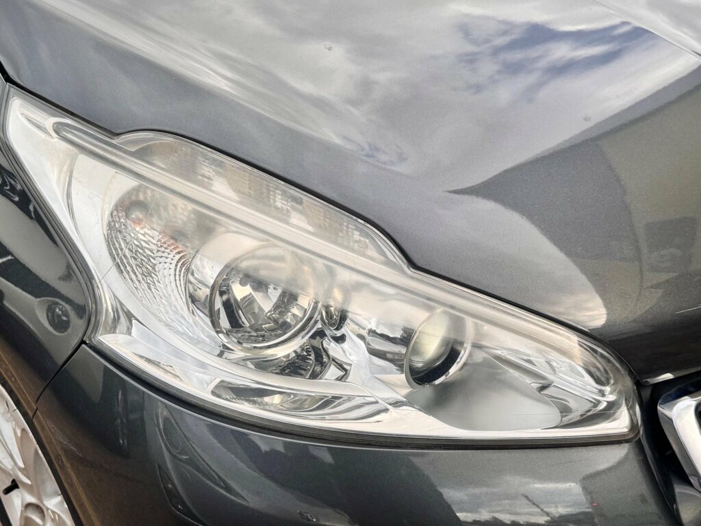 Peugeot 208 208 Allure S-a Grey #15