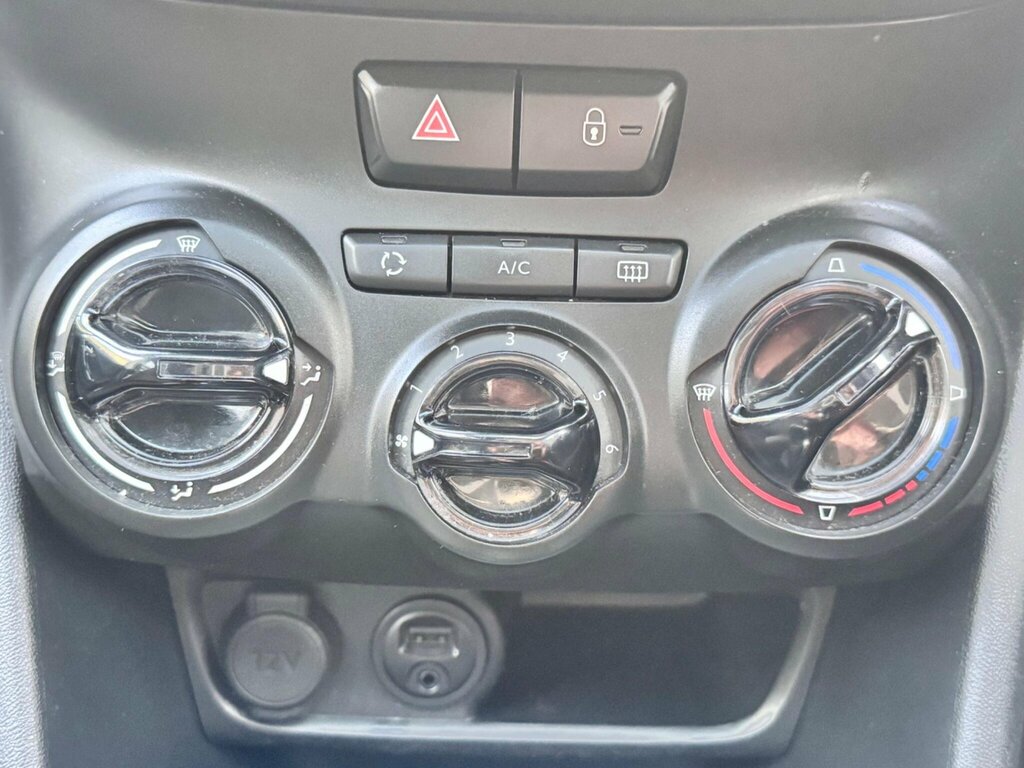 Peugeot 208 208 Allure S-a Grey #39