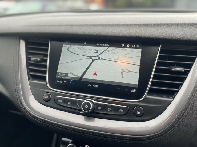 Vauxhall Grandland X 2018 1.2 Turbo Sport Nav Suv Eur DC67FOA Grey #3