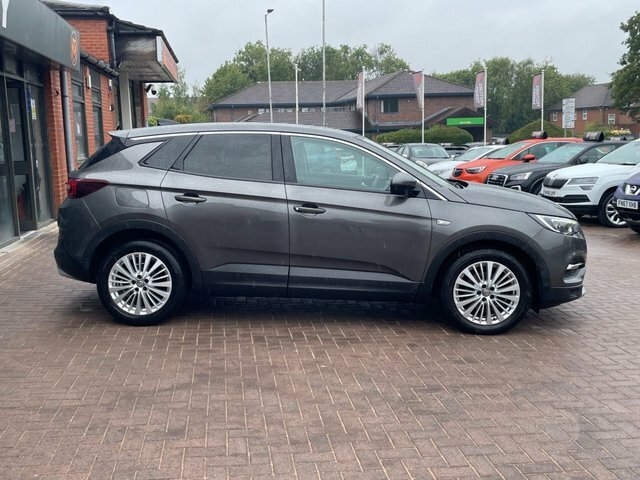 Vauxhall Grandland X 2018 1.2 Turbo Sport Nav Suv Eur DC67FOA Grey #2