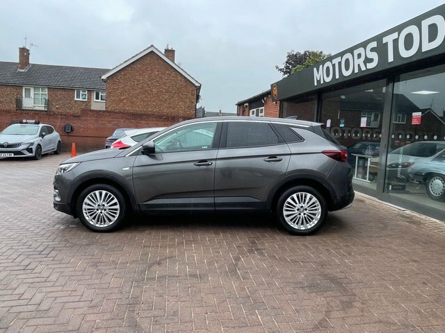 Vauxhall Grandland X 2018 1.2 Turbo Sport Nav Suv Eur DC67FOA Grey #4