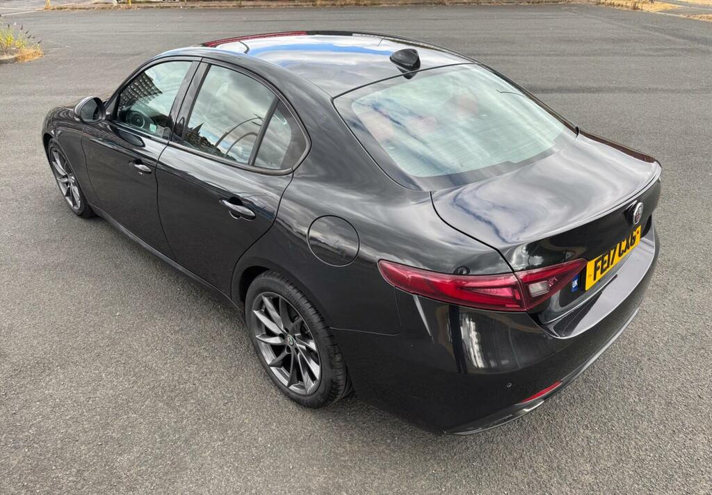 Alfa Romeo Giulia Saloon 2.2 Td Speciale Euro 6 Ss 2017 Black #2