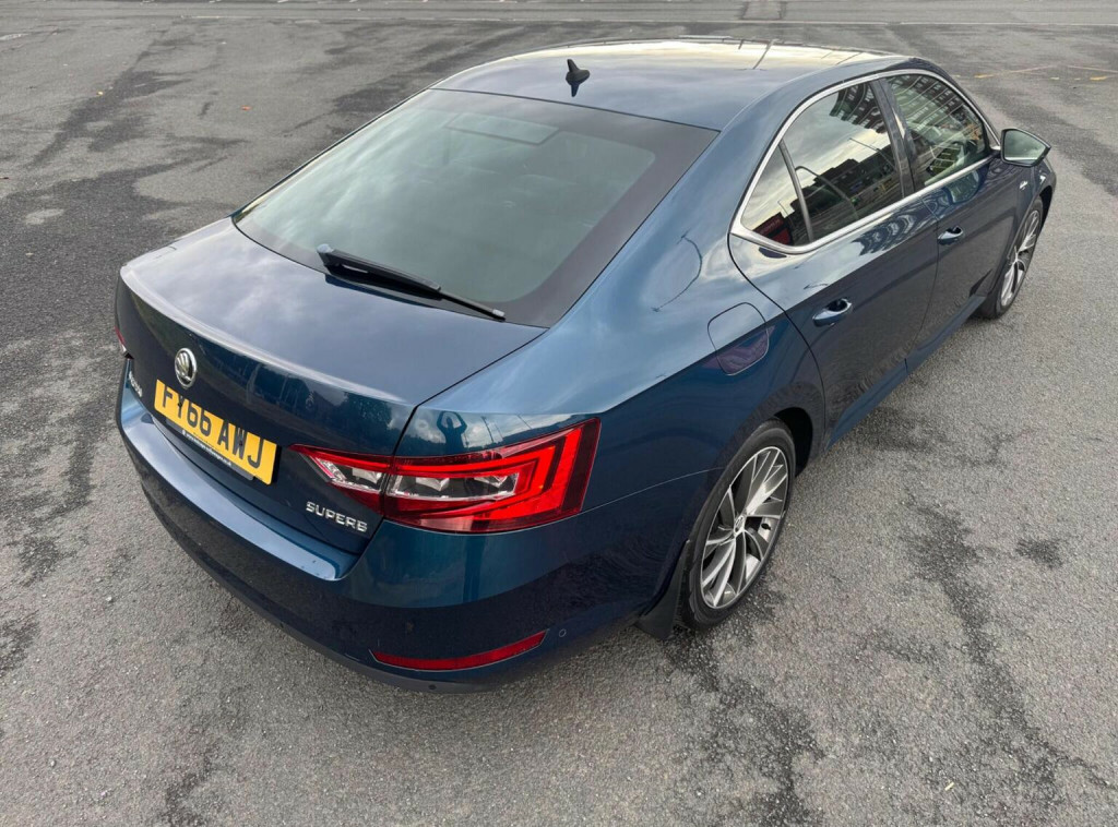 Skoda Superb S White #45