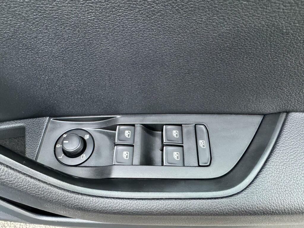 Skoda Superb S White #31