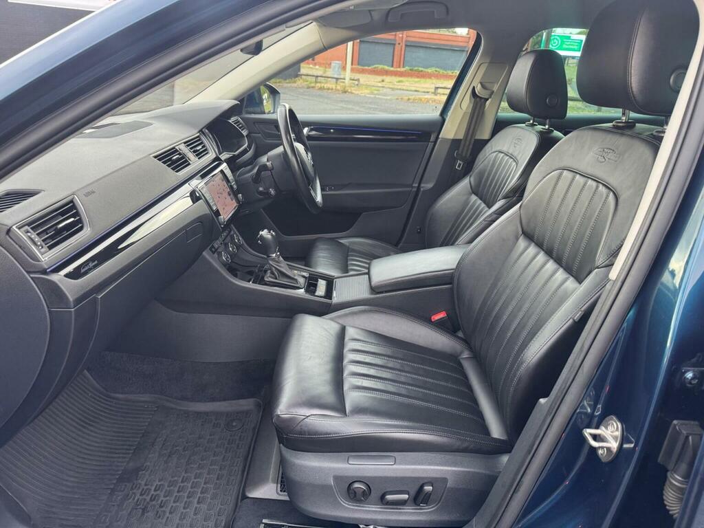 Skoda Superb S White #14