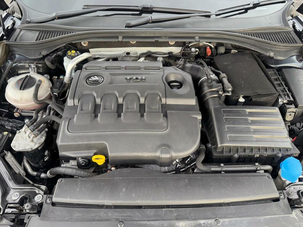 Skoda Superb S White #43