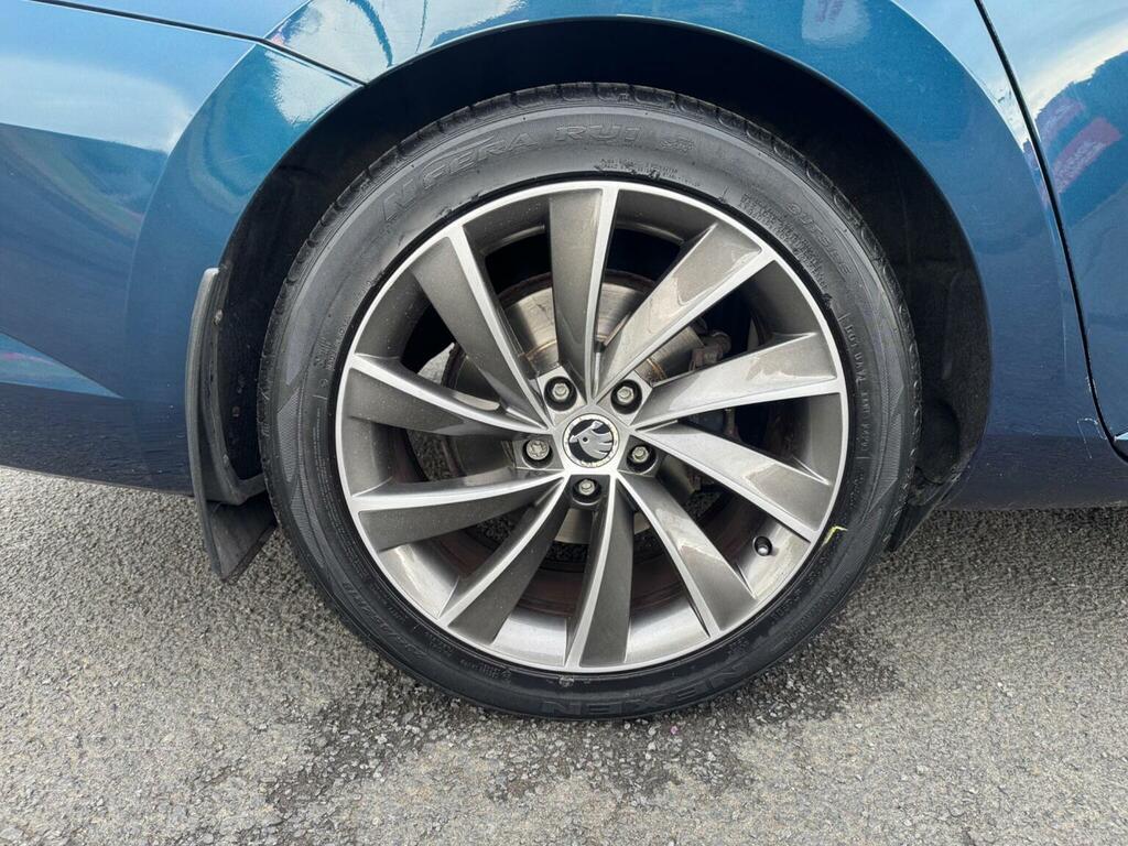 Skoda Superb S White #44