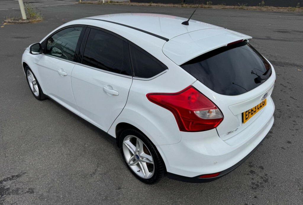 Ford Focus Red #28