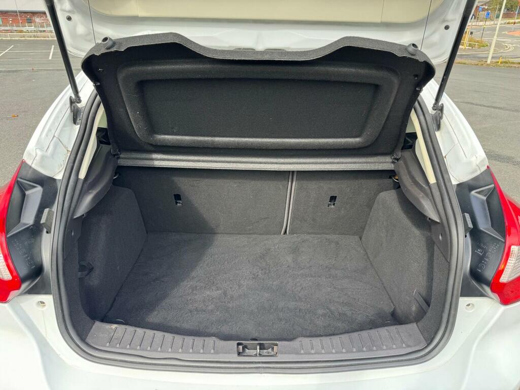 Ford Focus Red #23