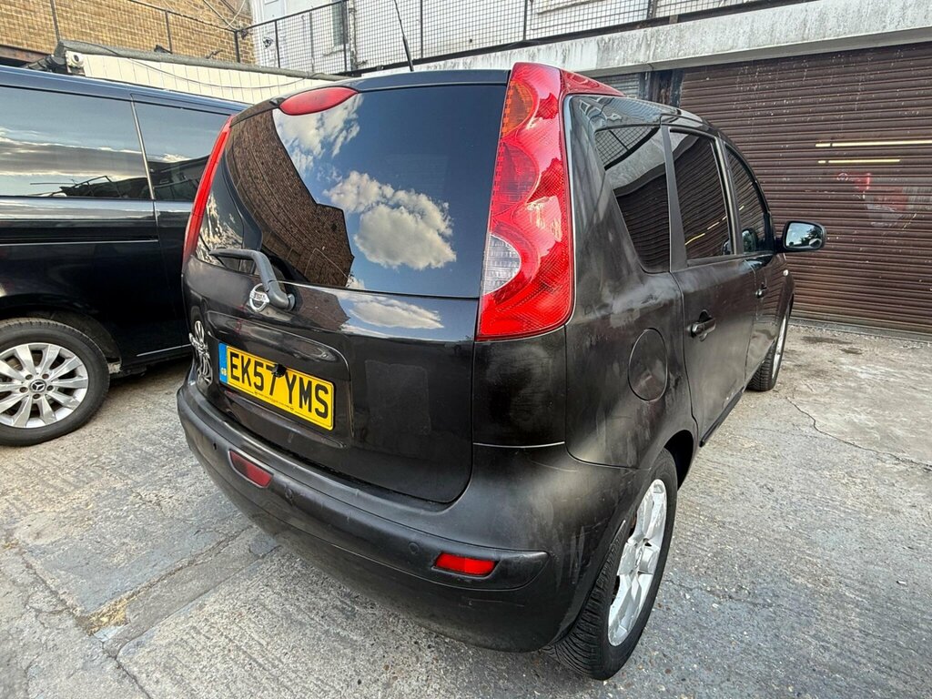 Nissan Note 1.6 16V Tekna Euro 4 EK57YMS Black #6