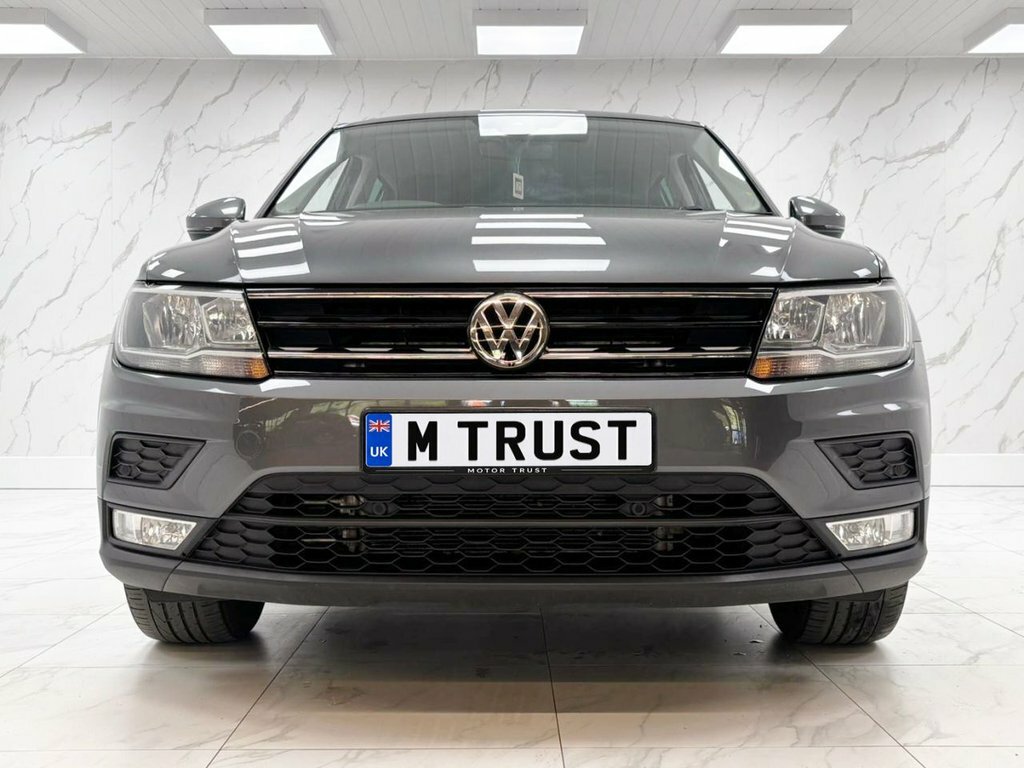 Volkswagen Tiguan 2L Se Navigation Grey #3