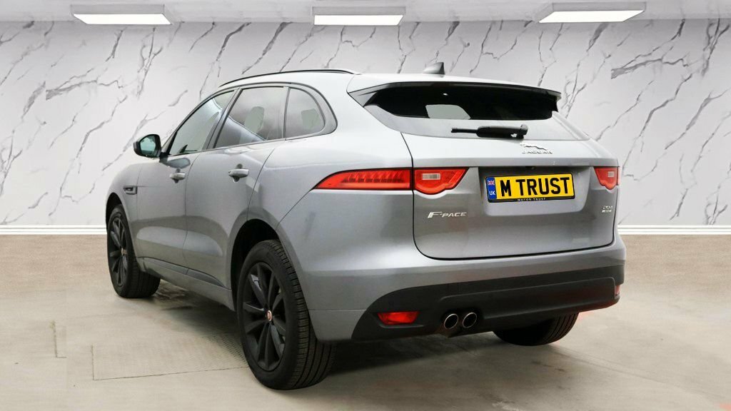 Jaguar F-Pace 2L Chequered Flag Grey #3