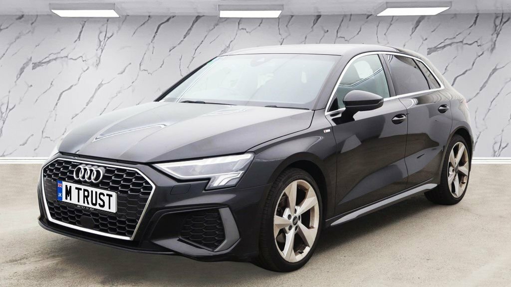Audi A3 1L S Line Black #2