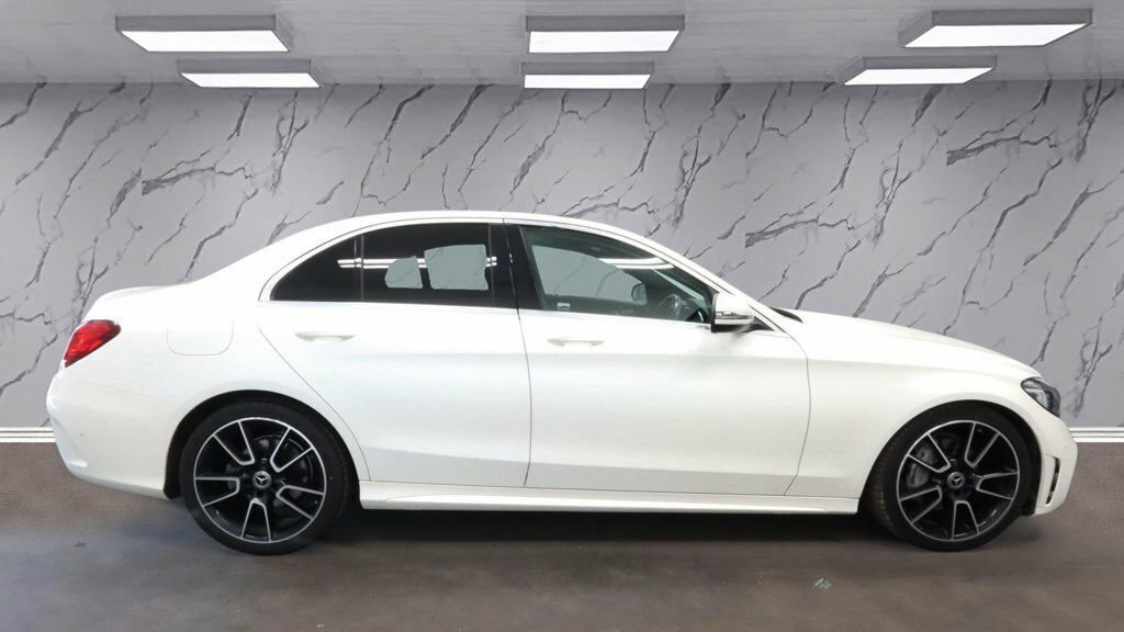 Mercedes-Benz C Class 2L Amg Line White #5