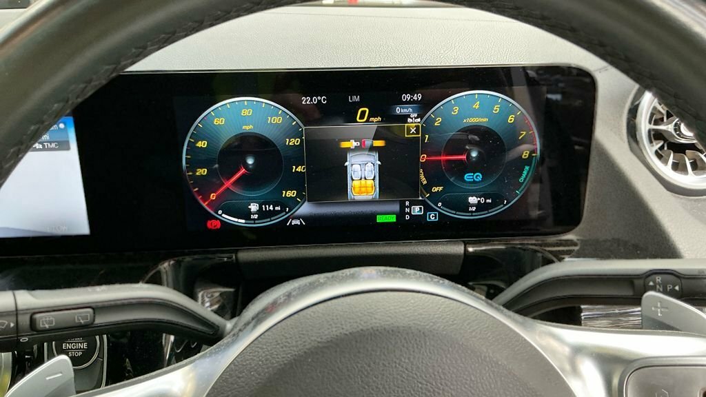Mercedes-Benz GLA Class Gla 200 Amg Line Executive Silver #7