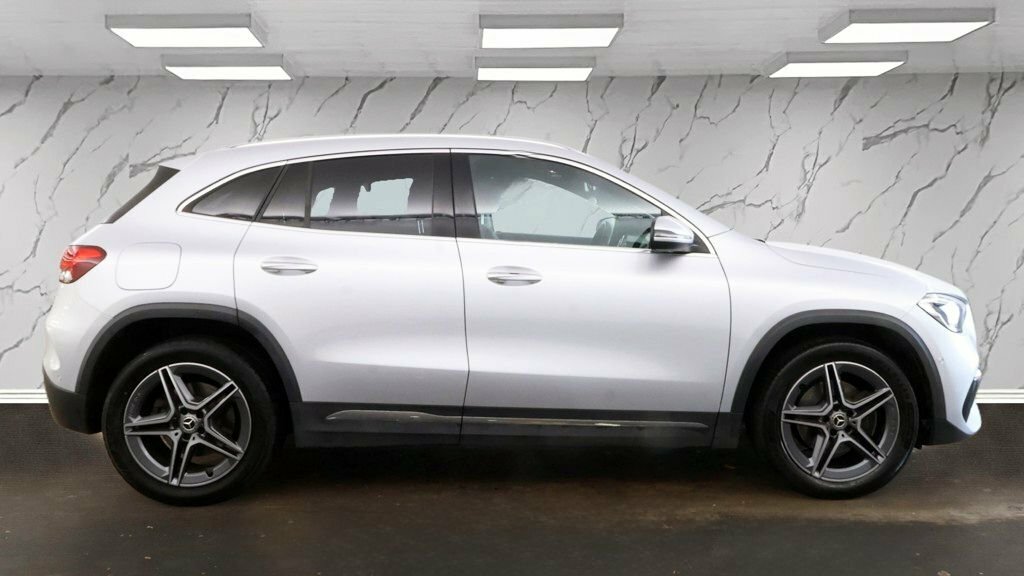 Mercedes-Benz GLA Class 1.3L Exclusive Edition Silver #5